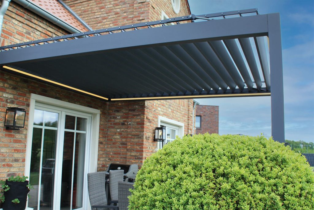 Garden Structures for Northwest Homeowners: Verandas, Pergolas ...