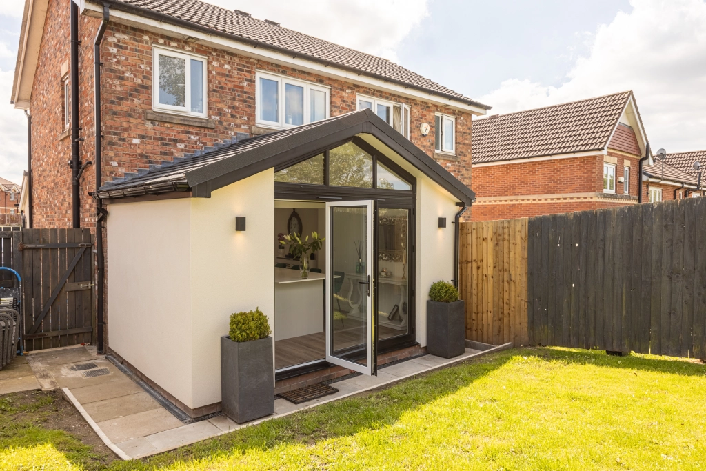 Single Storey Extensions Across The Northwest | Droylsden Glass Limited