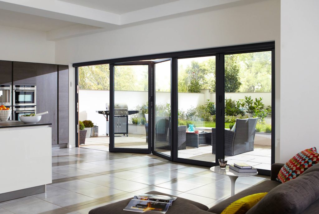 Origin bifold door